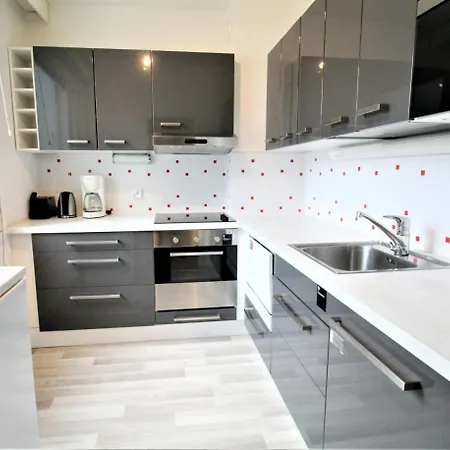 Convenient For 2 Apartment